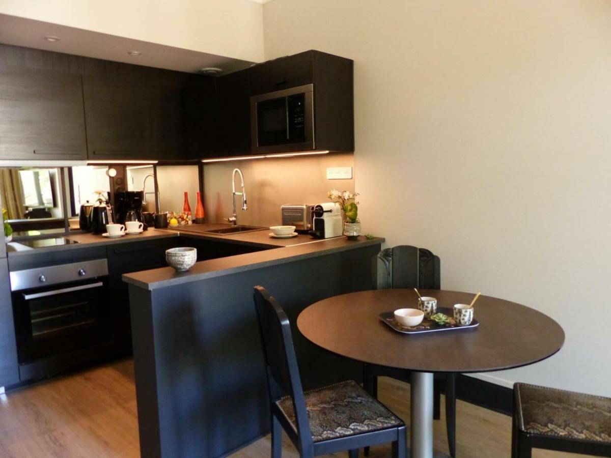 Appartement Elegant Et Confortable Au Coeur De Vichy, Pres De L'Opera Et Des Parcs Napoleon III - Fr-1-489-303 Buitenkant foto